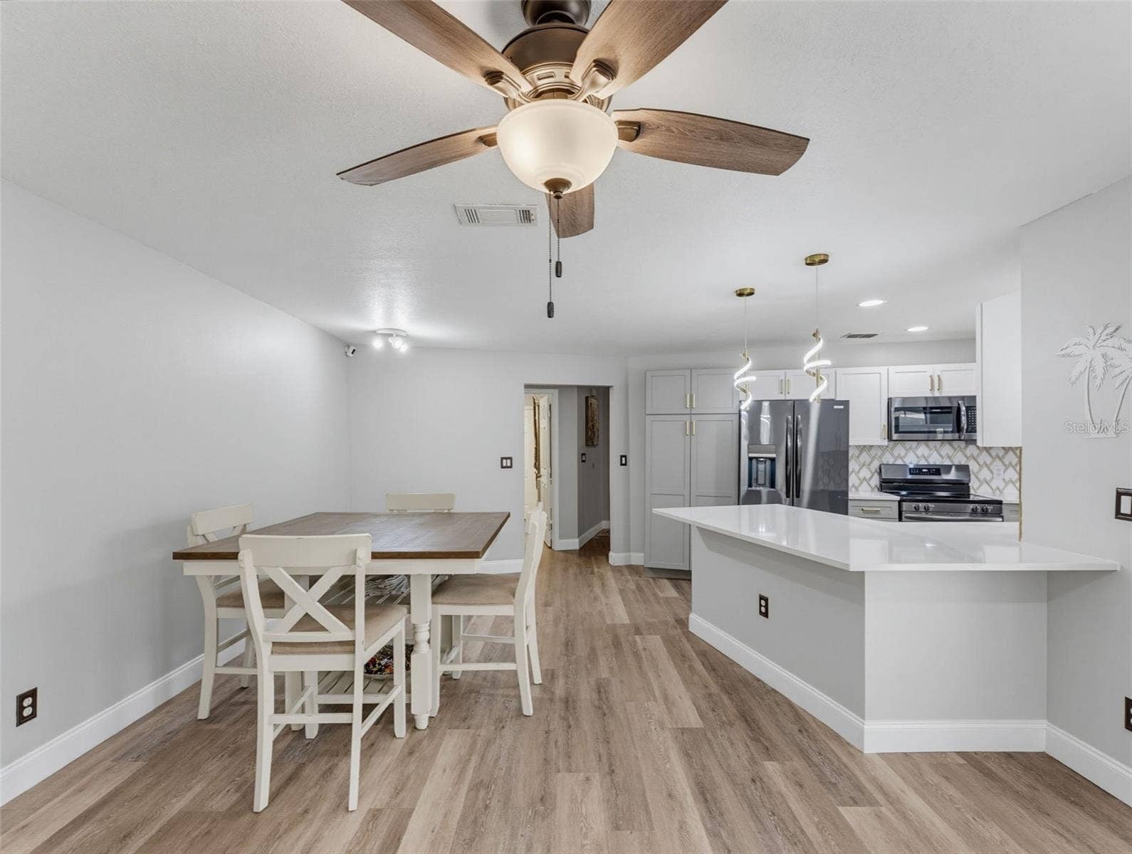 1846 DEL ROBLES DRIVE, Clearwater, FL 33764