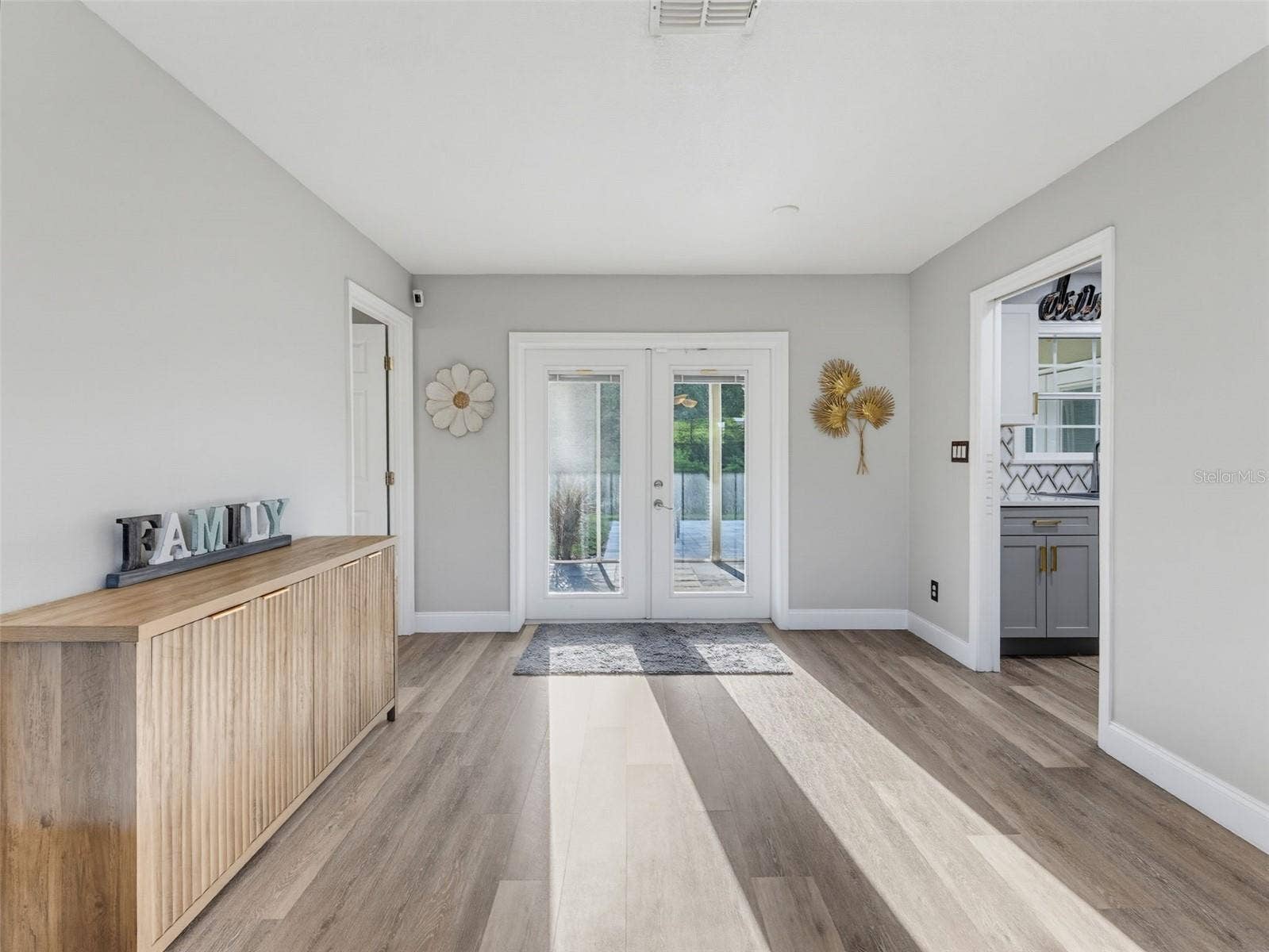 1846 DEL ROBLES DRIVE, Clearwater, FL 33764