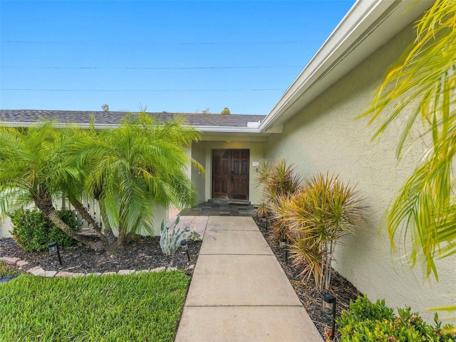 1846 DEL ROBLES DRIVE, Clearwater, FL 33764