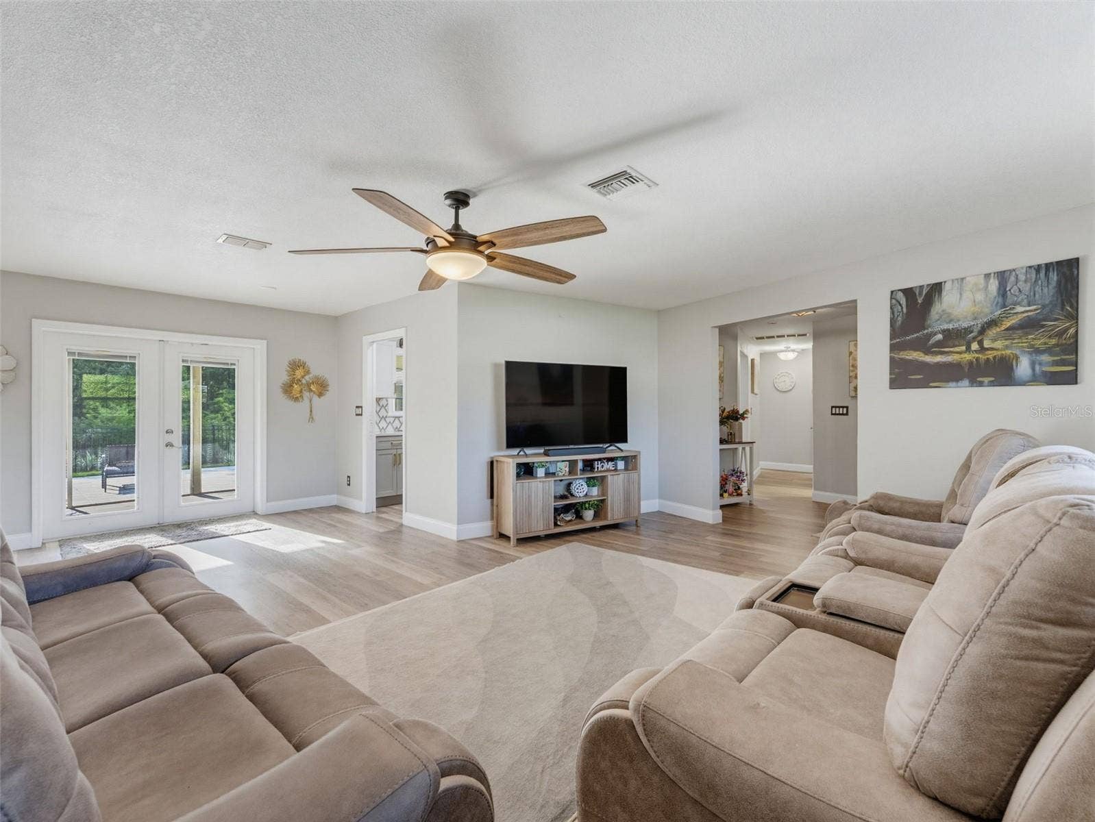1846 DEL ROBLES DRIVE, Clearwater, FL 33764