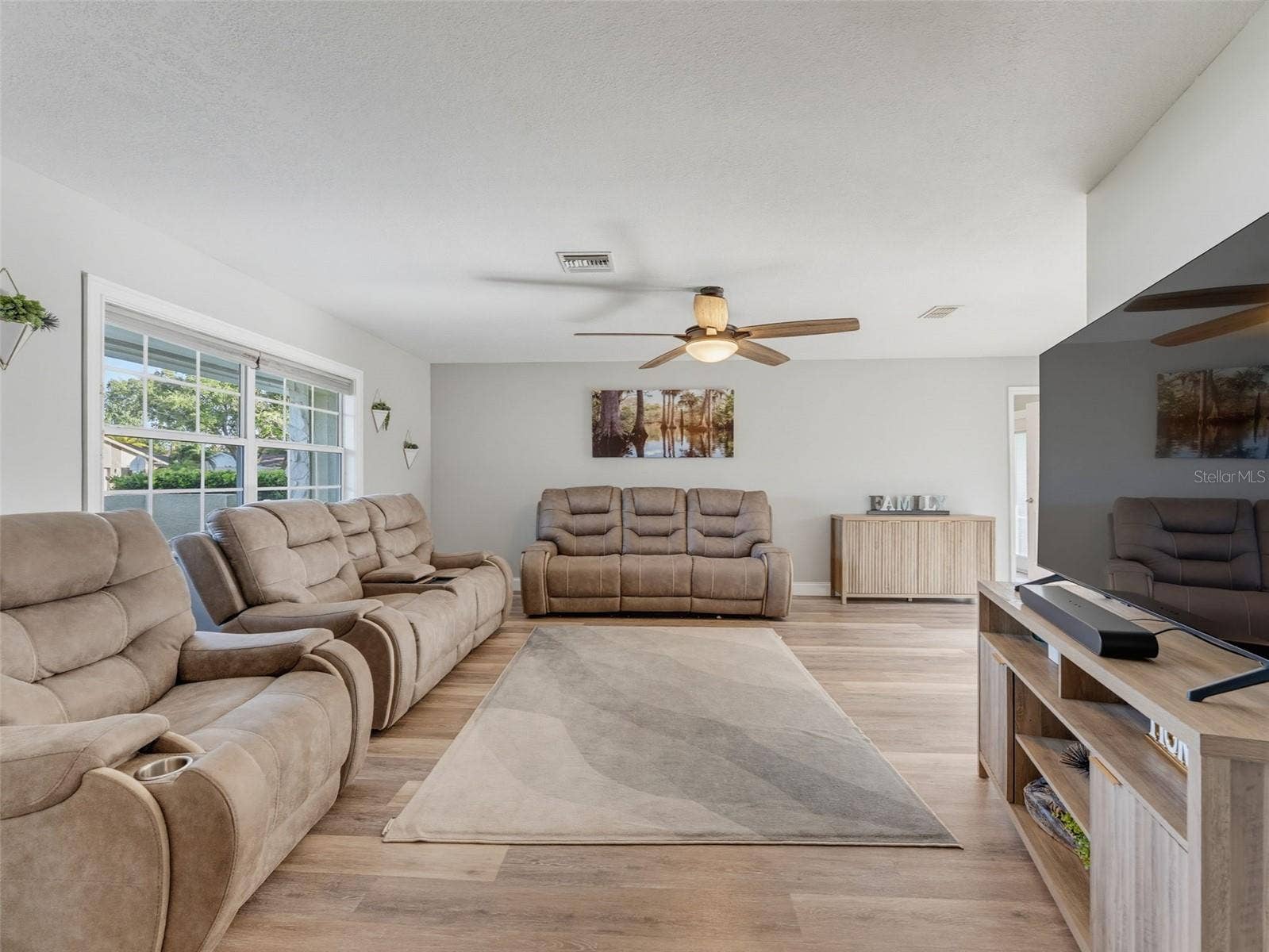 1846 DEL ROBLES DRIVE, Clearwater, FL 33764