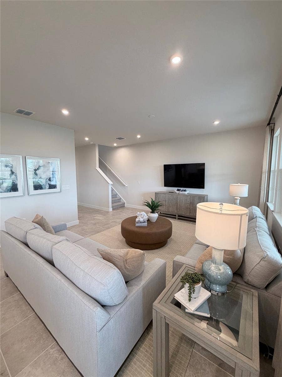 4760 GOODMANS BAY DRIVE, Kissimmee, FL 34758 4760 GOODMANS BAY DRIVE, Kissimmee, FL 34758