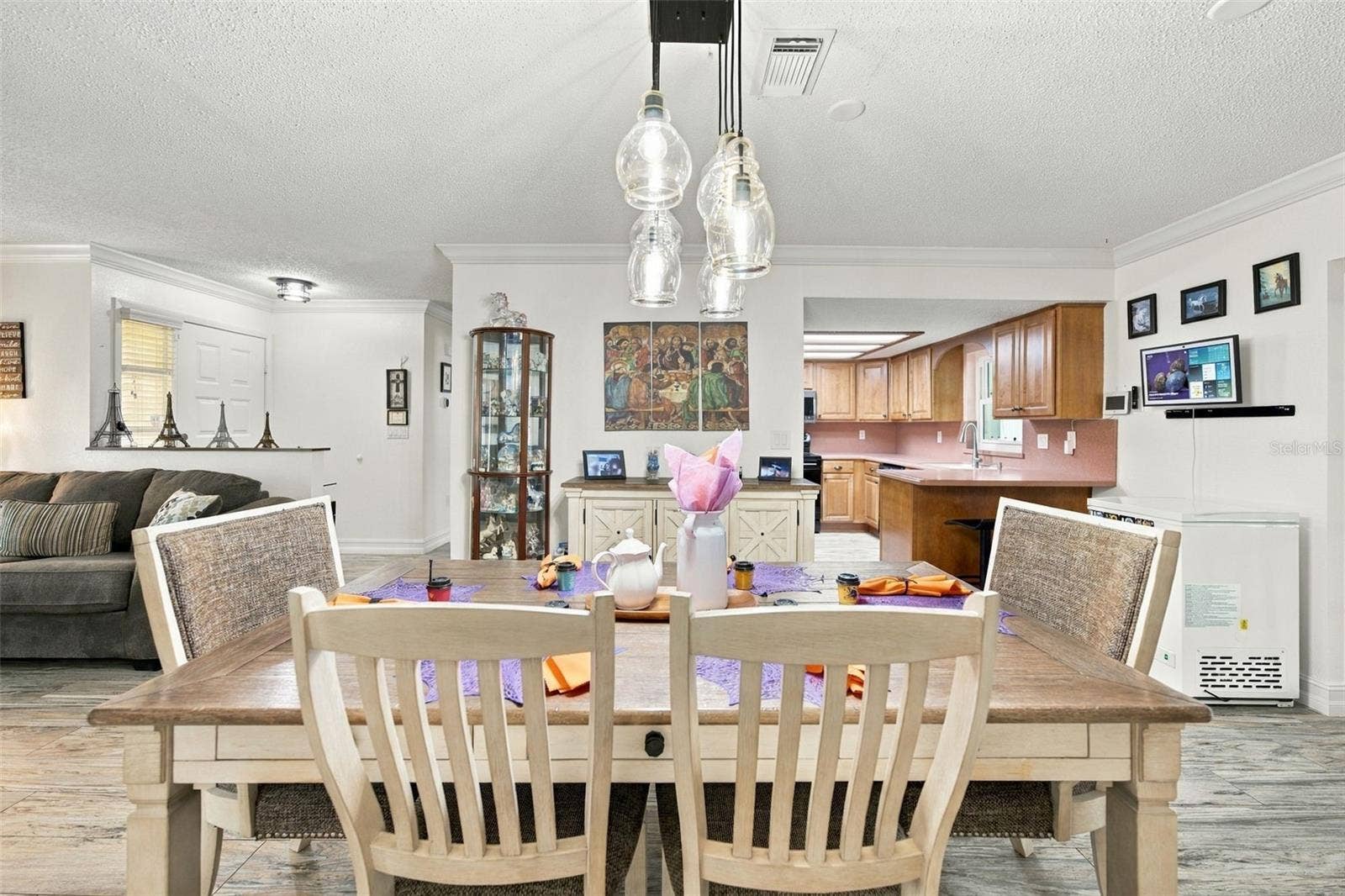 8331 ECHO LANE, Spring Hill, FL 34608 8331 ECHO LANE, Spring Hill, FL 34608