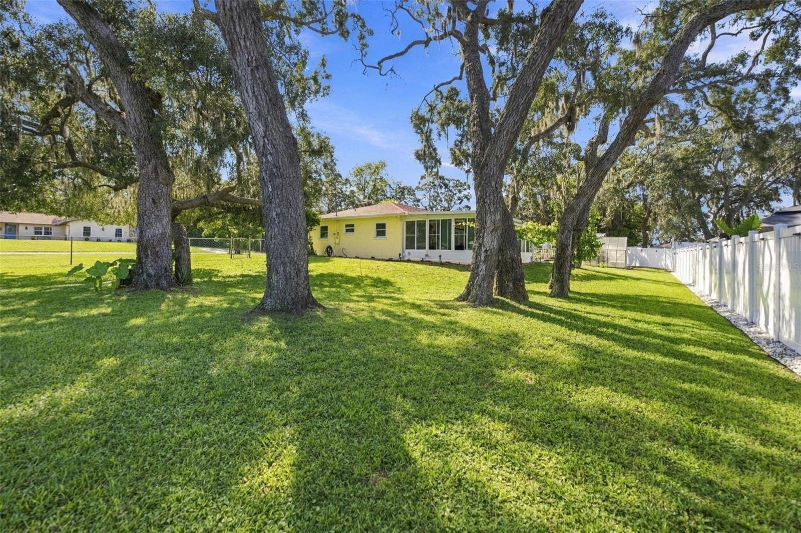 8331 ECHO LANE, Spring Hill, FL 34608 8331 ECHO LANE, Spring Hill, FL 34608