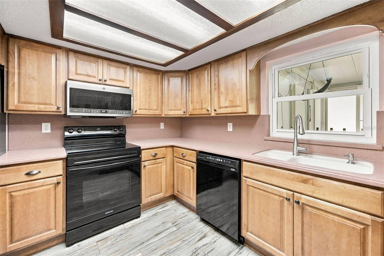 8331 ECHO LANE, Spring Hill, FL 34608 8331 ECHO LANE, Spring Hill, FL 34608