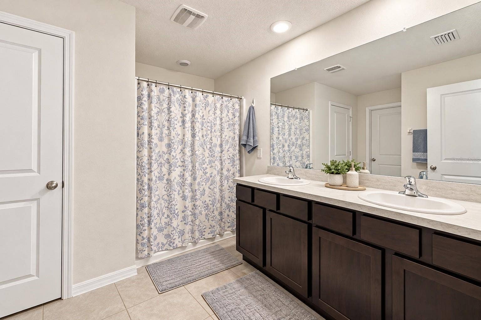 5443 DIANTHA WAY, Brooksville, FL 34604 Primary bathroom