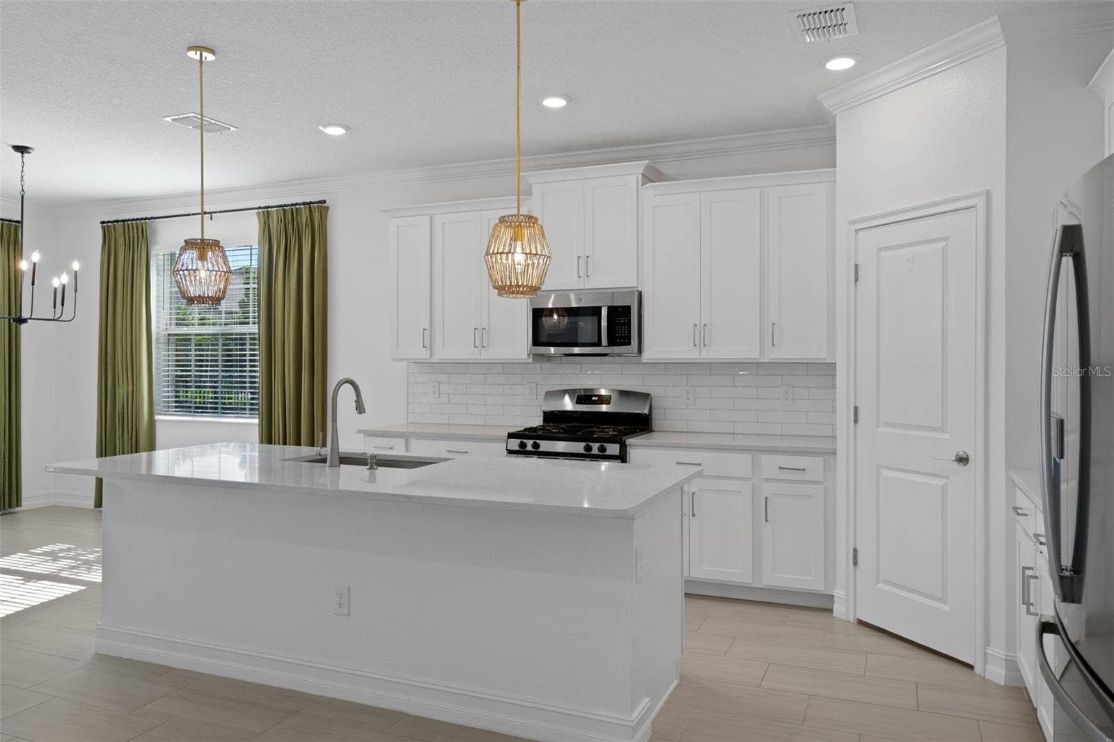 19410 FOREST GARDEN COURT, Brooksville, FL 34601 19410 FOREST GARDEN COURT, Brooksville, FL 34601