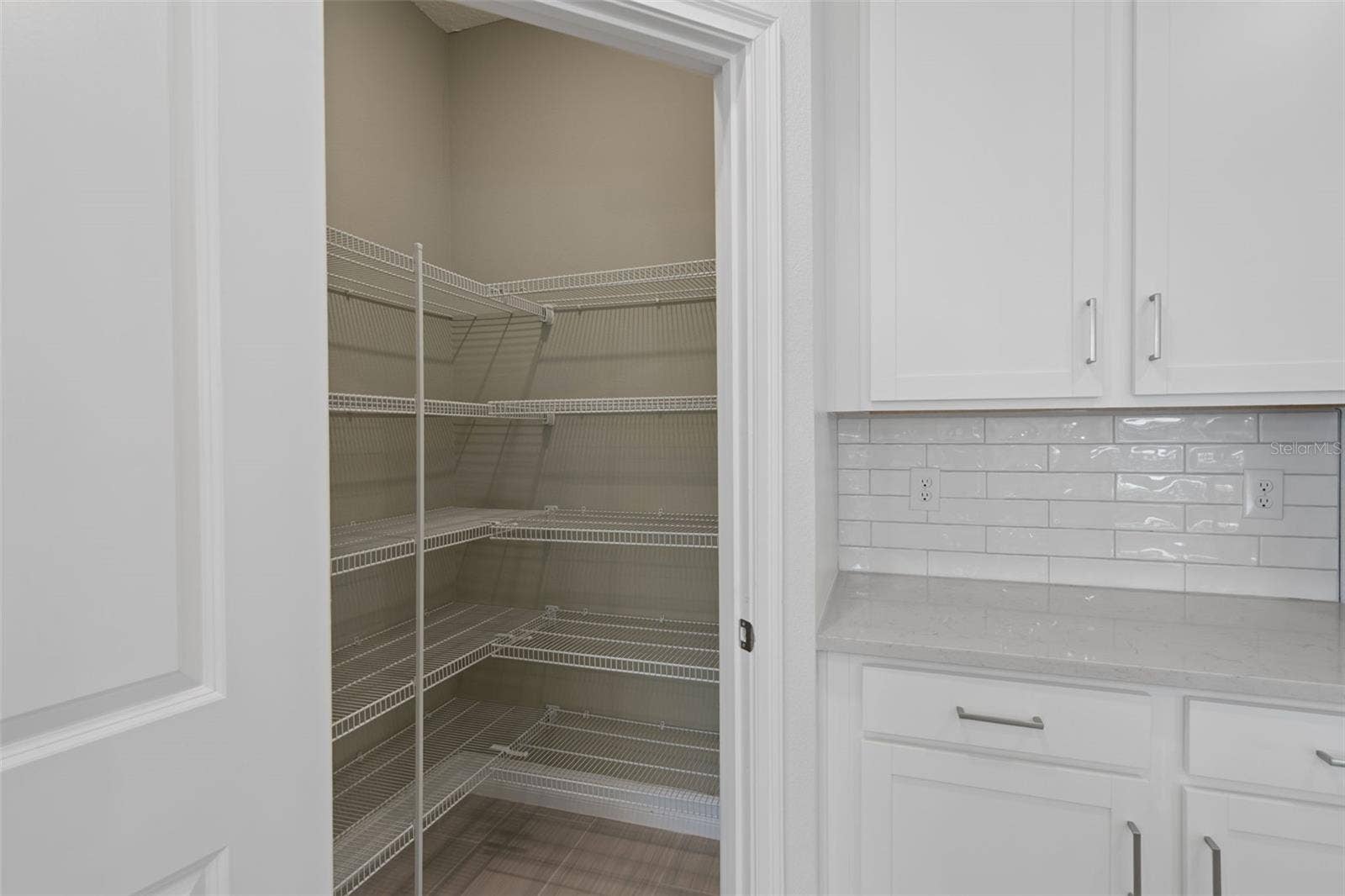 19410 FOREST GARDEN COURT, Brooksville, FL 34601 19410 FOREST GARDEN COURT, Brooksville, FL 34601