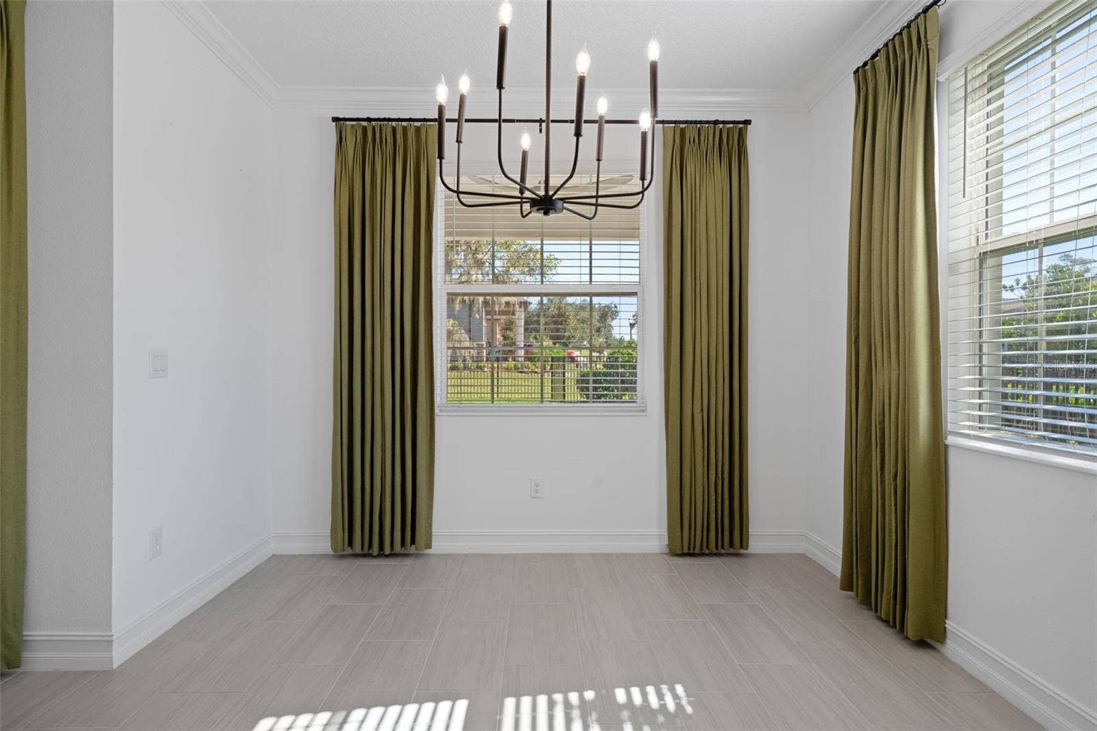 19410 FOREST GARDEN COURT, Brooksville, FL 34601 19410 FOREST GARDEN COURT, Brooksville, FL 34601