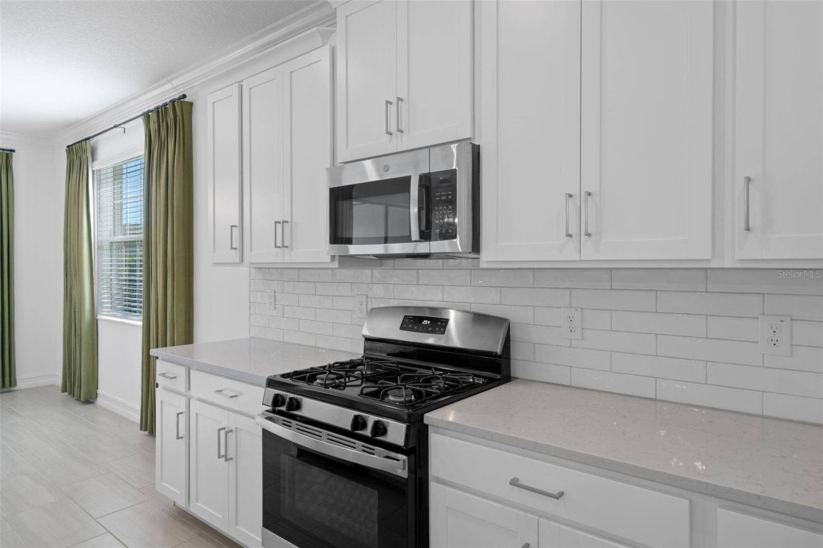 19410 FOREST GARDEN COURT, Brooksville, FL 34601 19410 FOREST GARDEN COURT, Brooksville, FL 34601