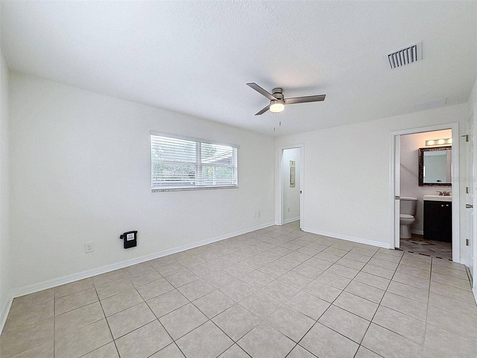 4659 CRESCENT ROAD, Spring Hill, FL 34606 Master bedroom