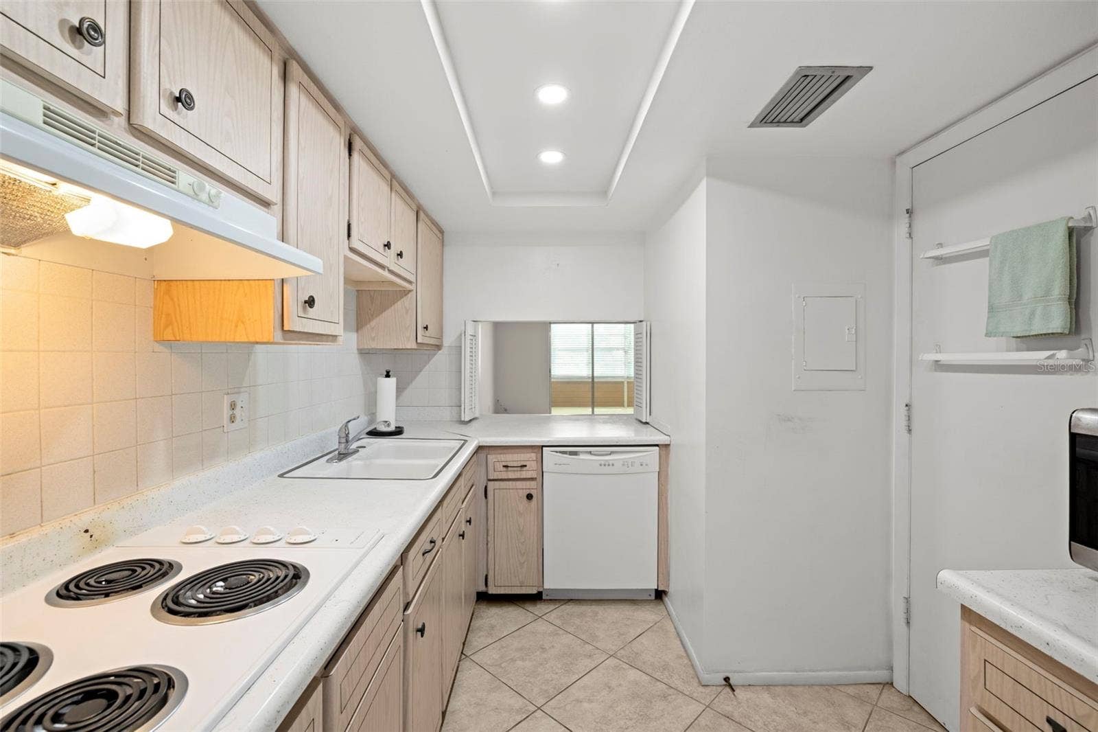 400 GLENNES LANE, #206, Dunedin, FL 34698 400 GLENNES LANE, #206, Dunedin, FL 34698