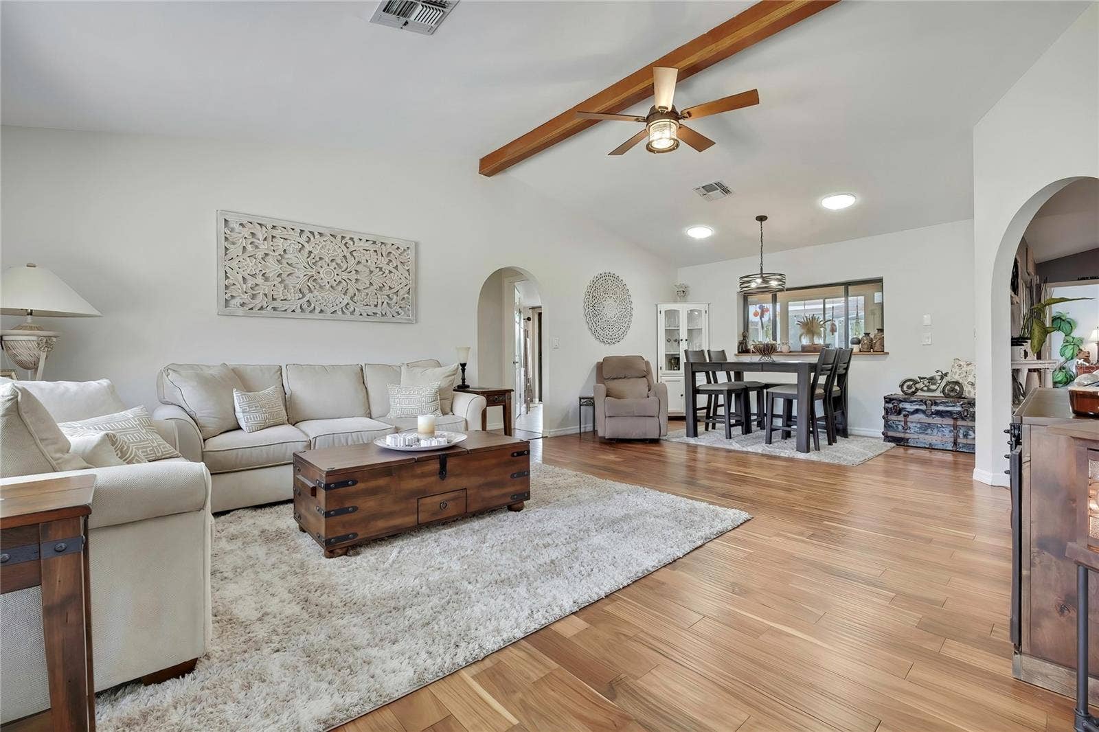8098 SHORECREST COURT, Spring Hill, FL 34606 Cathedral Ceiling/Formal Living Room Dining Room Combo