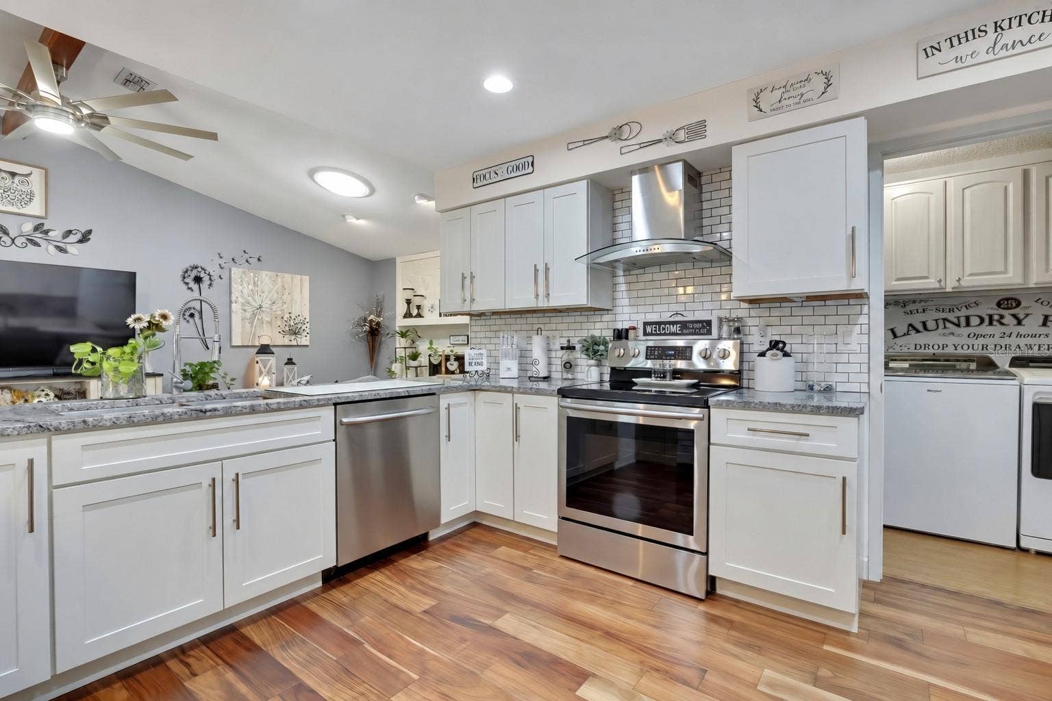 8098 SHORECREST COURT, Spring Hill, FL 34606 8098 SHORECREST COURT, Spring Hill, FL 34606