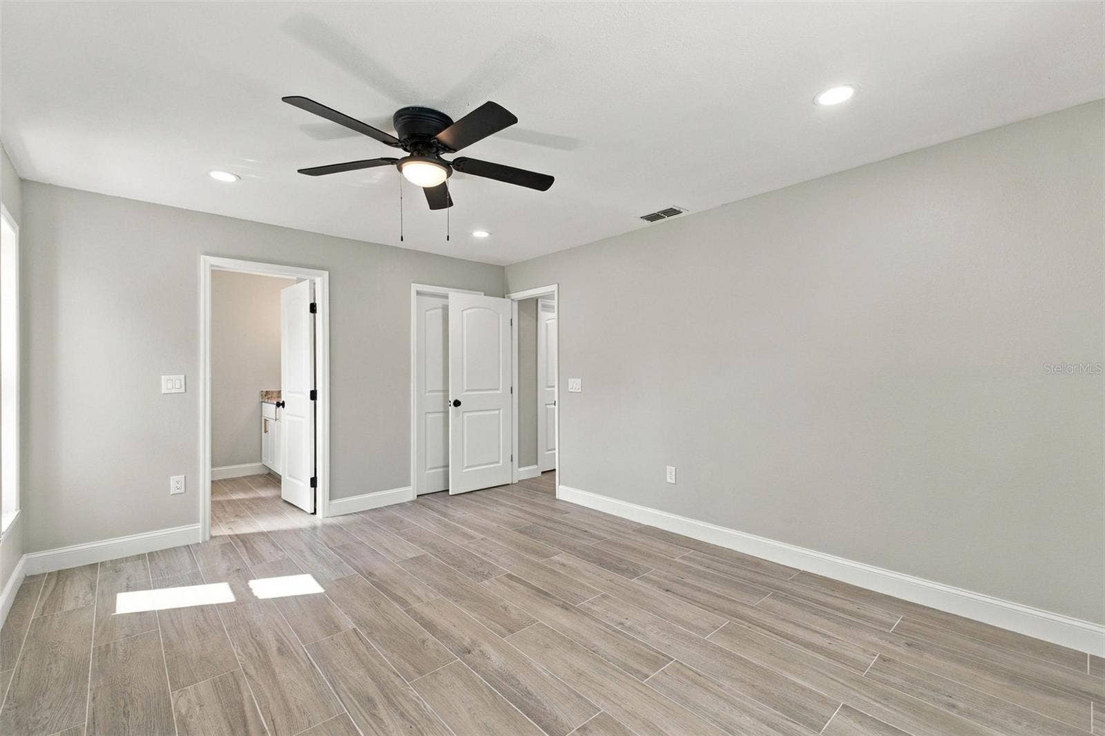 11365 RIDDLE DRIVE, Spring Hill, FL 34609 11365 RIDDLE DRIVE, Spring Hill, FL 34609