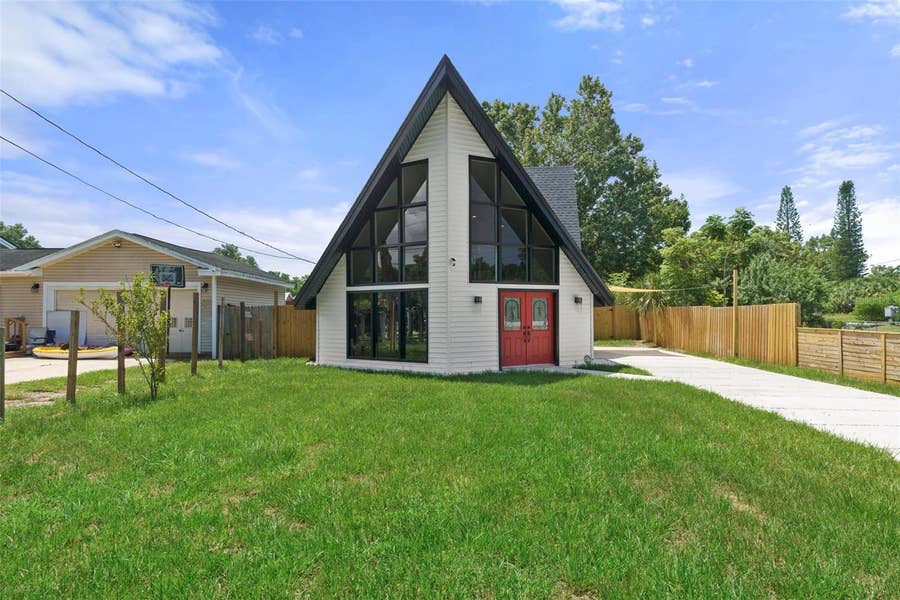 Property photo for 7422 NEW YORK AVENUE, Hudson, FL