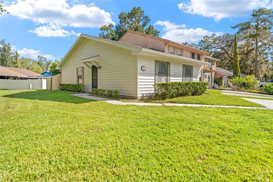 Property photo for 828 VILLAGE DRIVE, Brooksville, FL