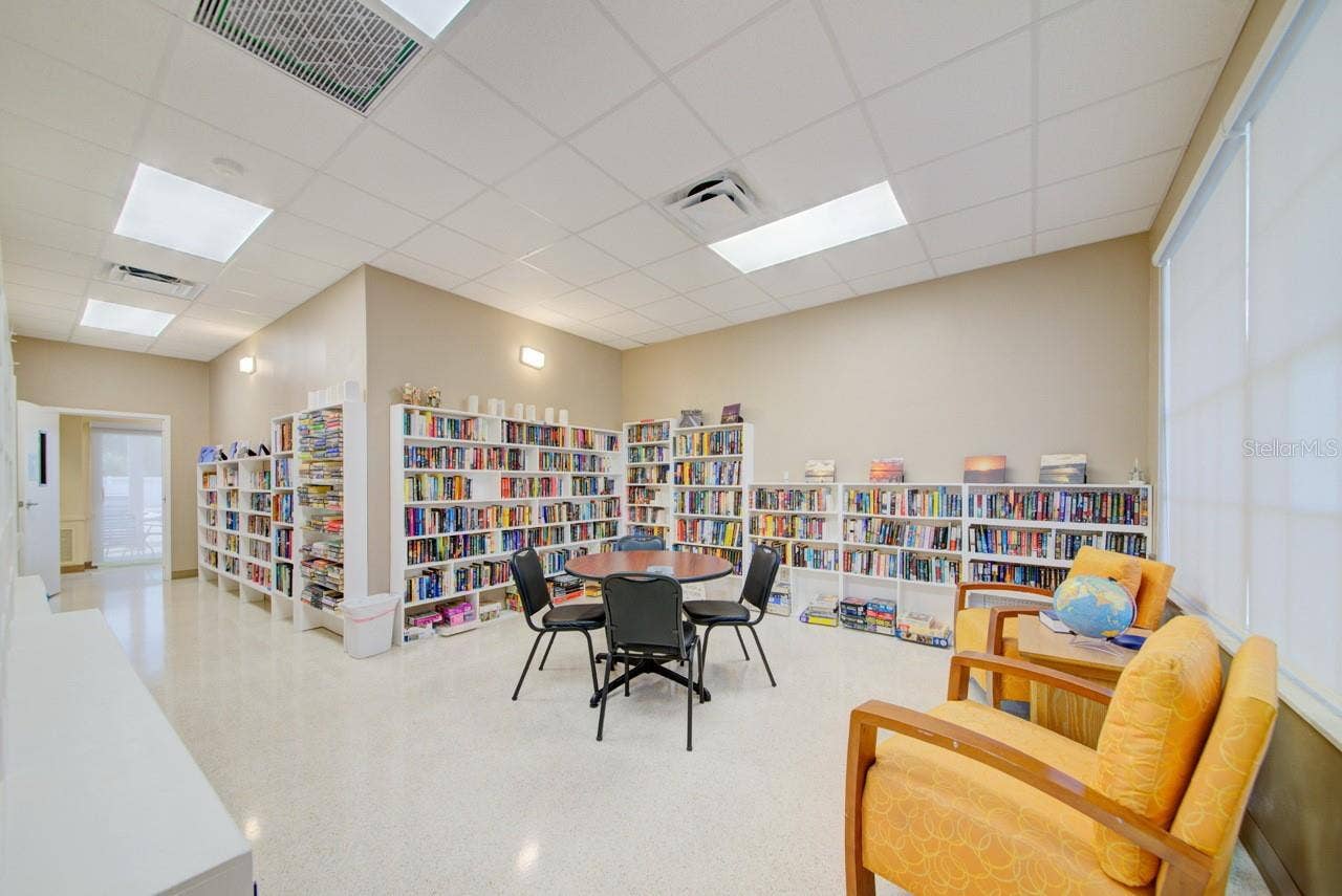 76 LIBERTY WAY, #5, Palm Harbor, FL 34684 LIBRARY
