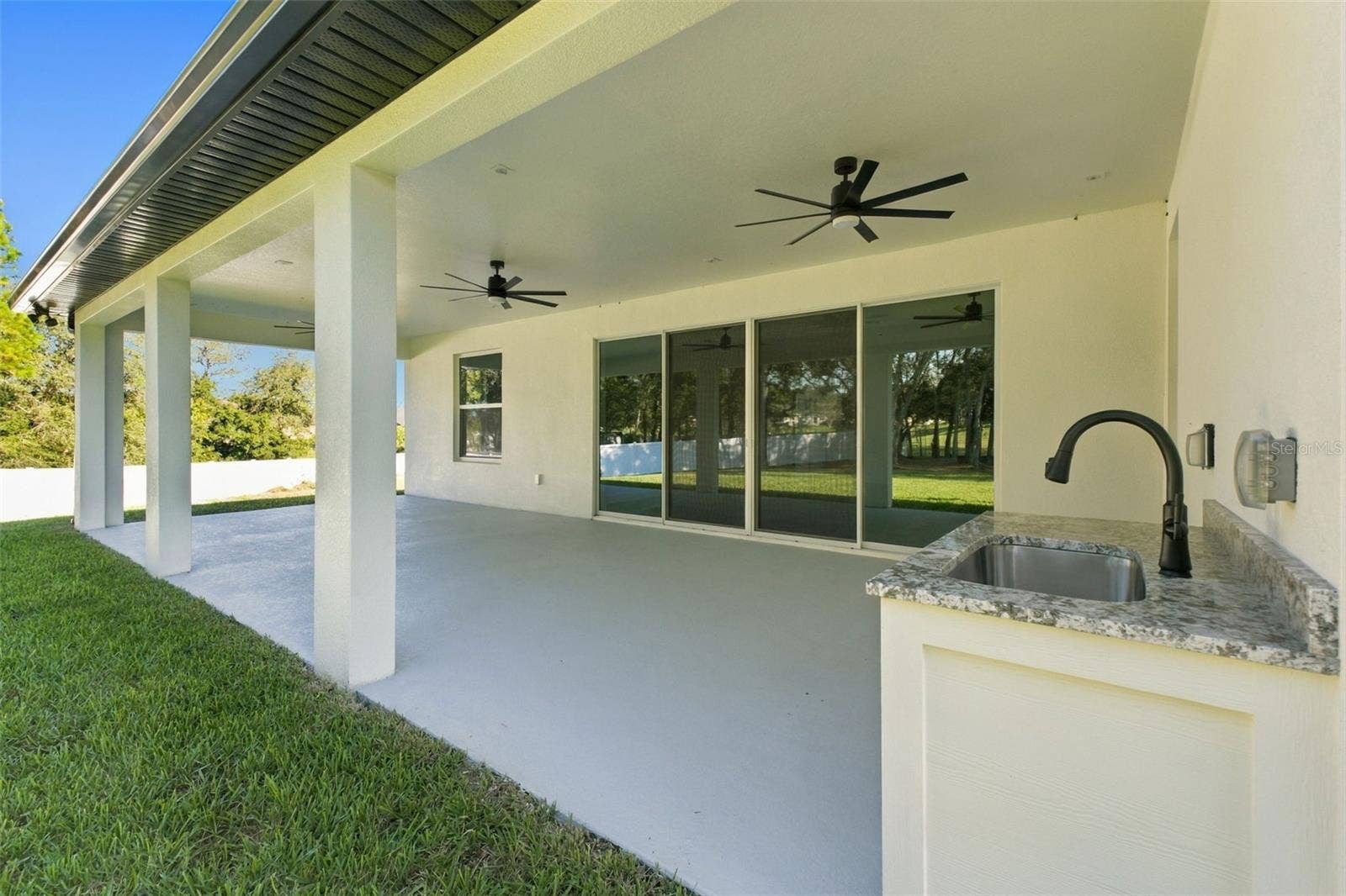 12014 SAPPHIRE DRIVE, Spring Hill, FL 34609 large covered lanai