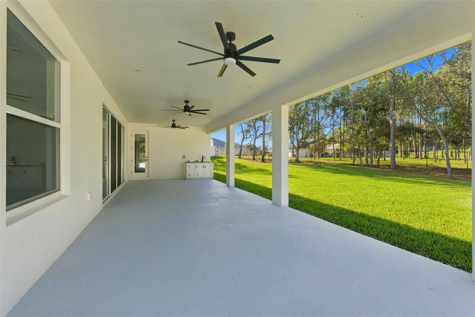 12014 SAPPHIRE DRIVE, Spring Hill, FL 34609 large covered lanai