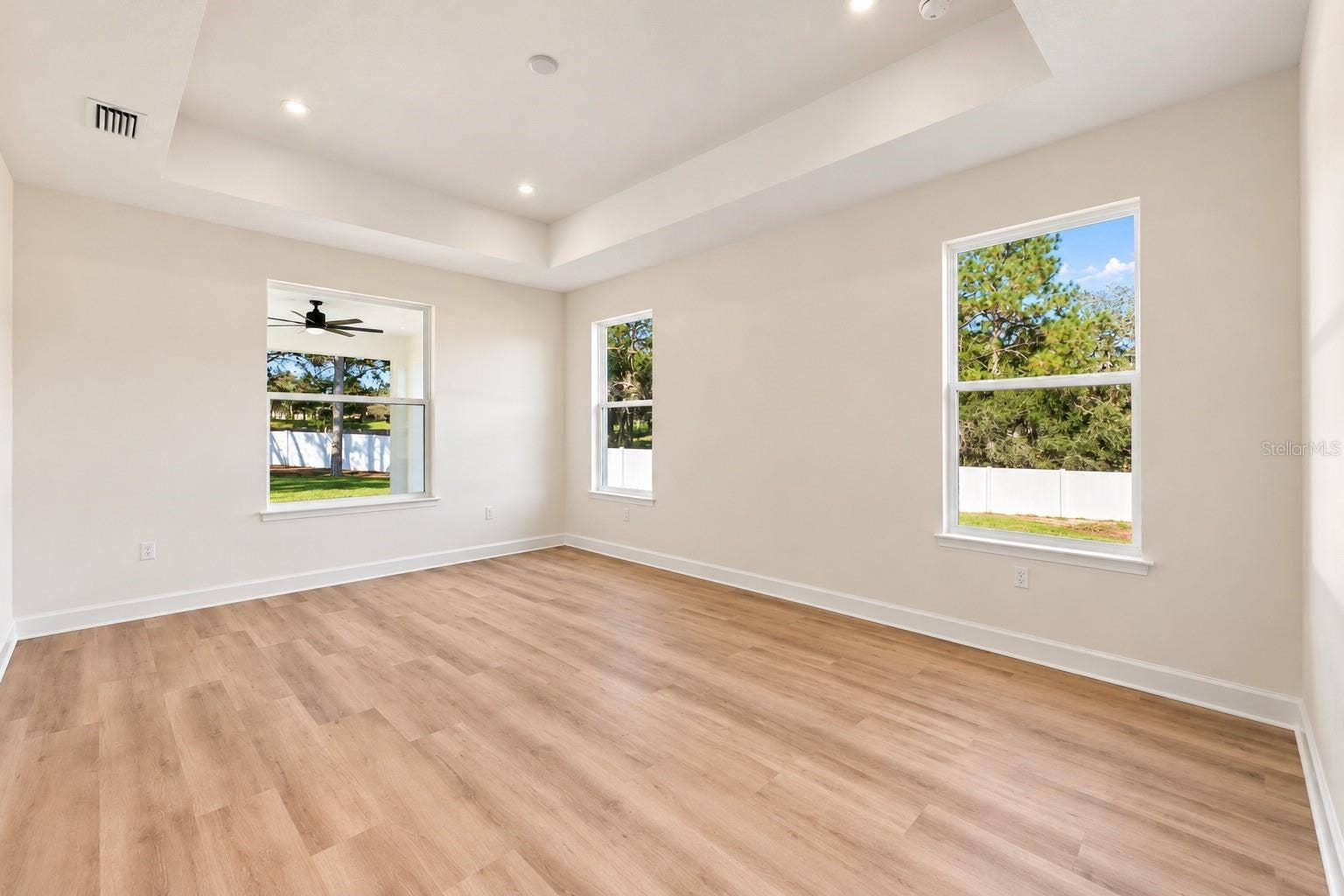 12014 SAPPHIRE DRIVE, Spring Hill, FL 34609 primary suite