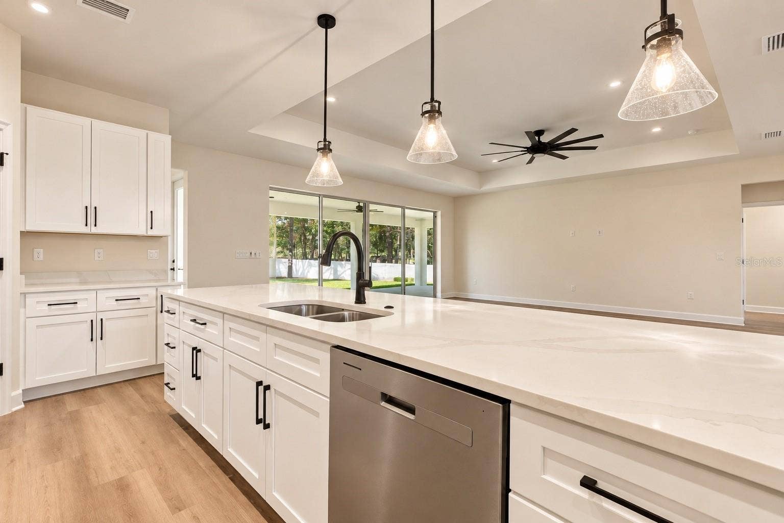 12014 SAPPHIRE DRIVE, Spring Hill, FL 34609 kitchen island