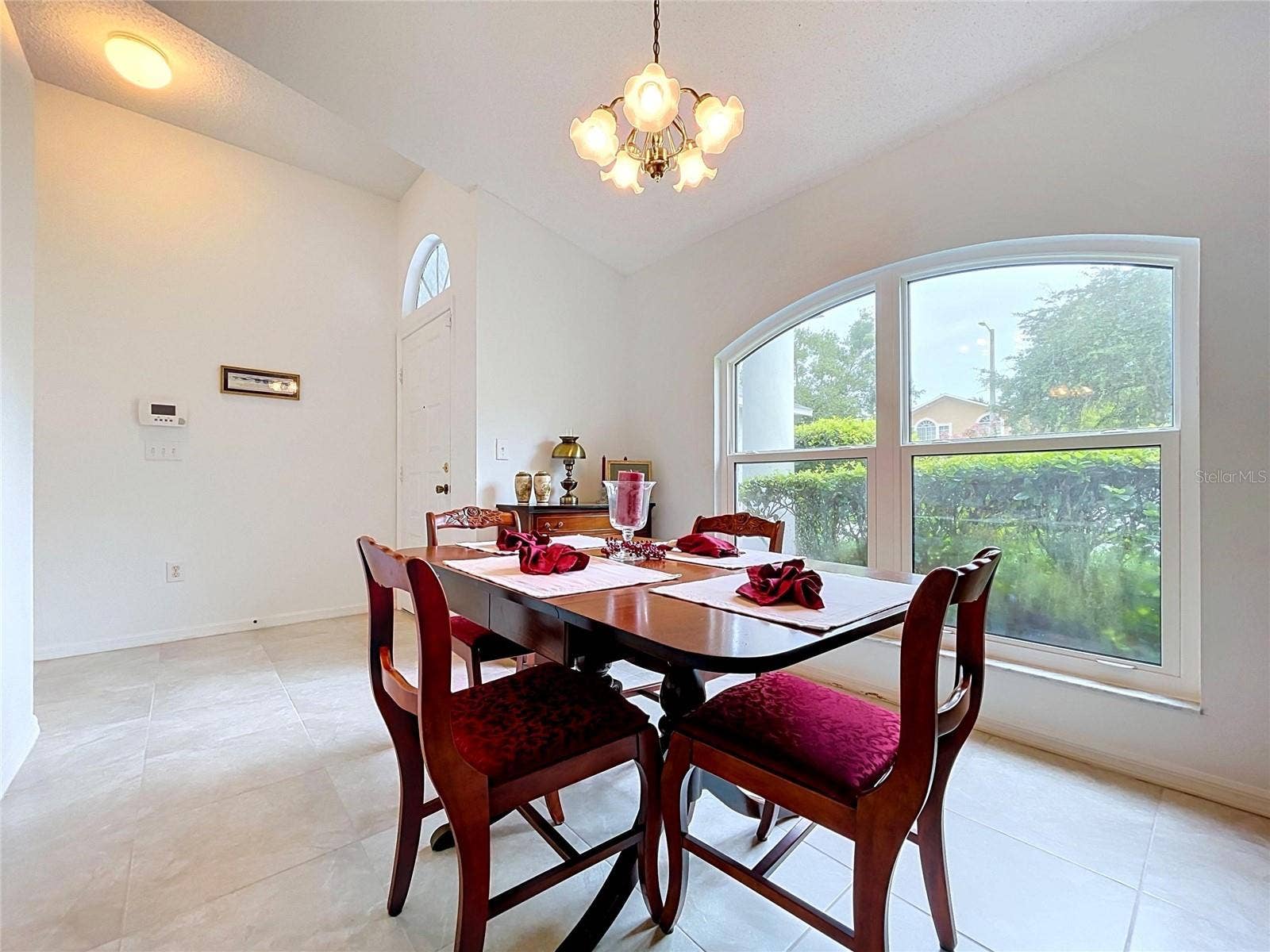 27408 CORAL SPRINGS DRIVE, Wesley Chapel, FL 33544 Large window brightens the room