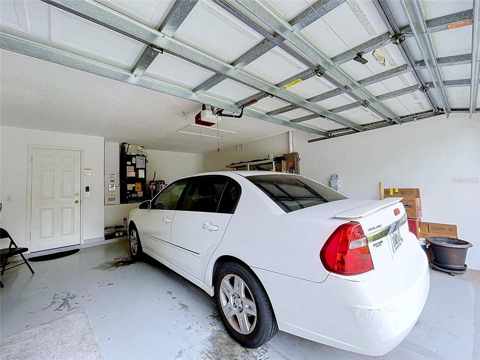 27408 CORAL SPRINGS DRIVE, Wesley Chapel, FL 33544 Clean garage