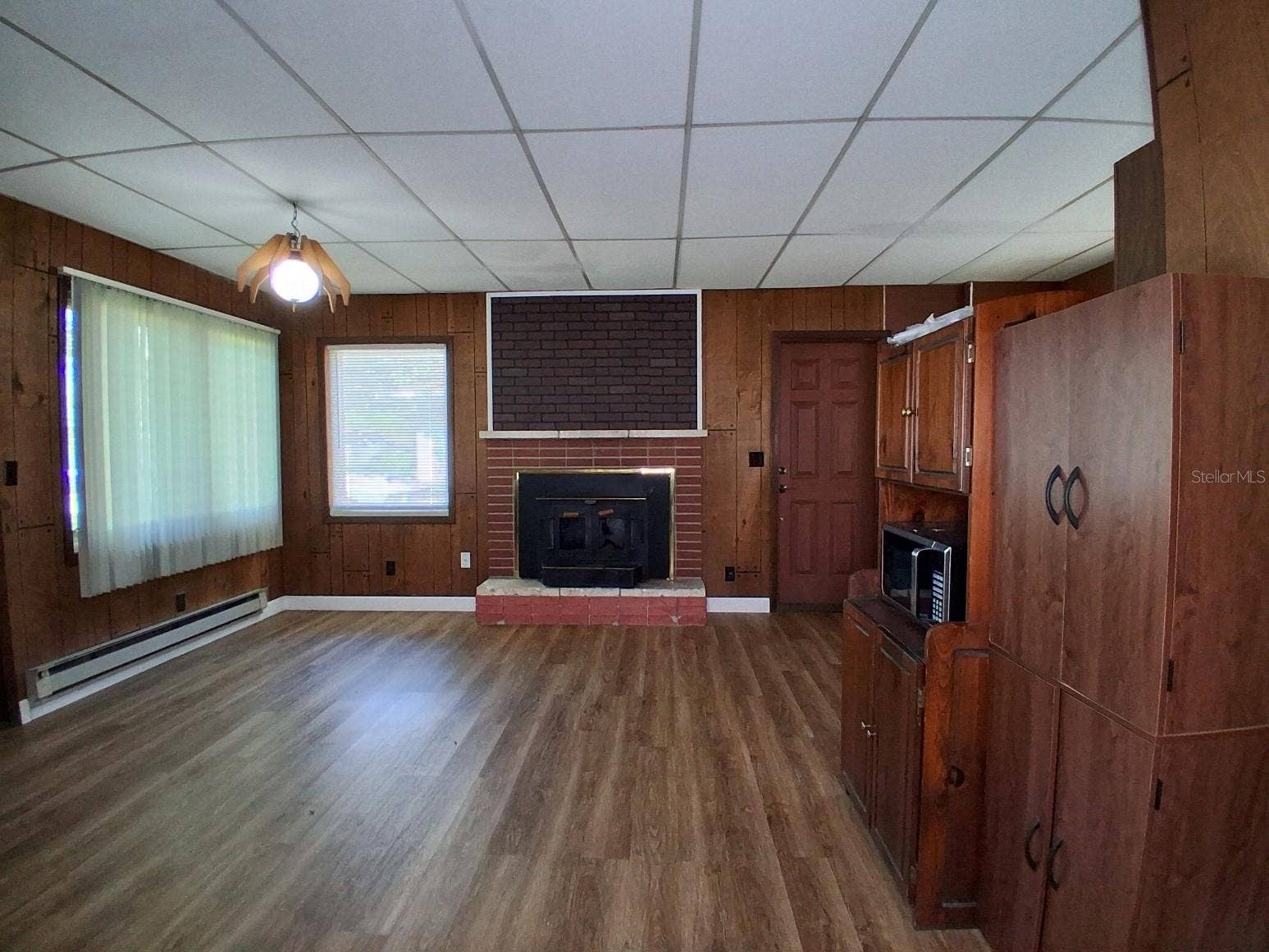 10052 LAKE DRIVE, New Port Richey, FL 34654 Great room from bedrooms