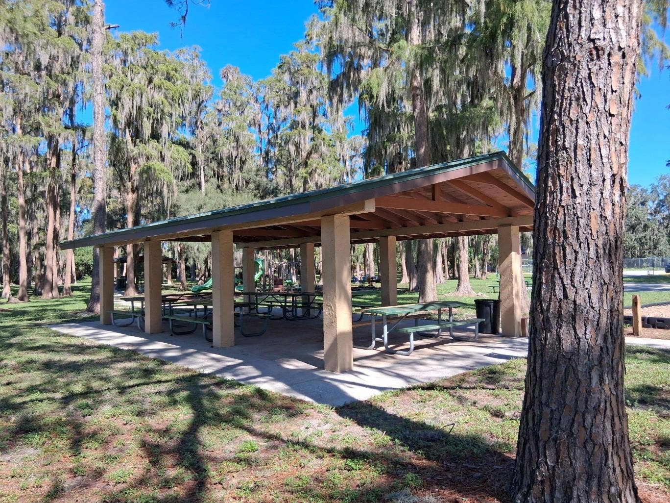 10052 LAKE DRIVE, New Port Richey, FL 34654 Park pavilion