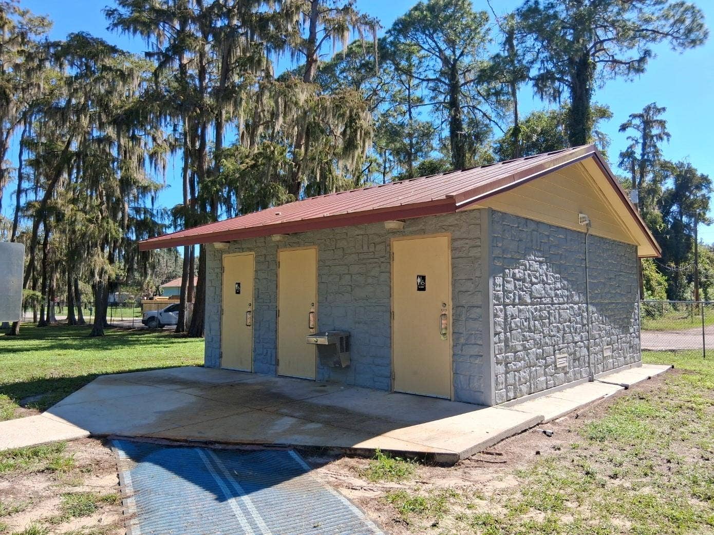 10052 LAKE DRIVE, New Port Richey, FL 34654 Park restrooms
