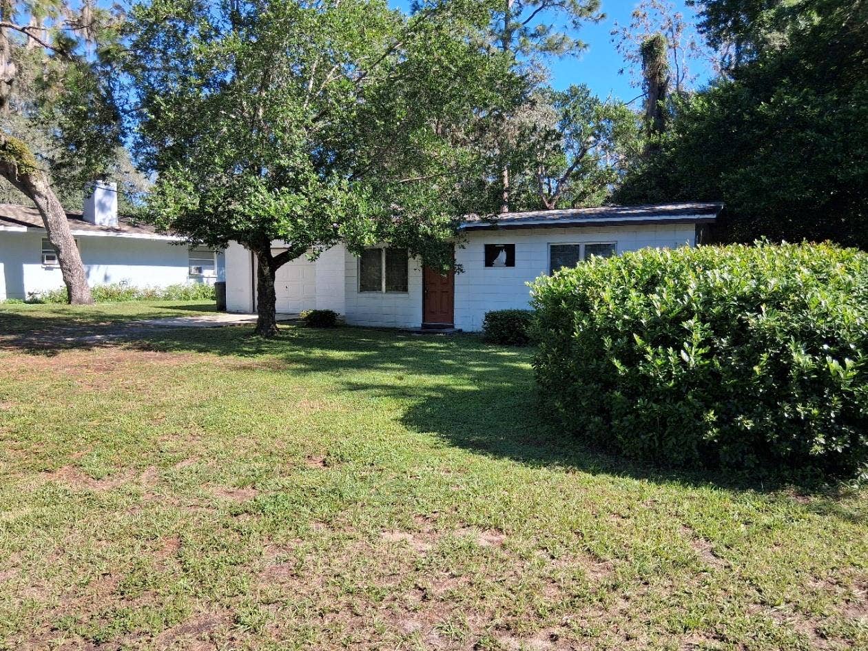 10052 LAKE DRIVE, New Port Richey, FL 34654 Front3