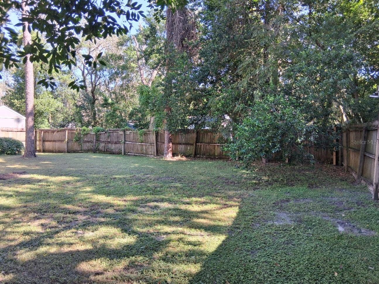 10052 LAKE DRIVE, New Port Richey, FL 34654 Large rear yard - partially fenced