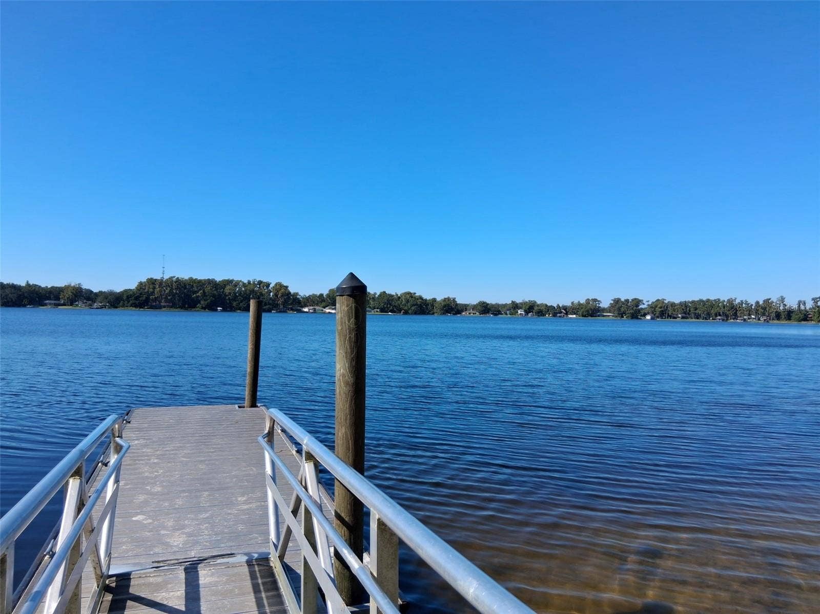 10052 LAKE DRIVE, New Port Richey, FL 34654 Pier at lake