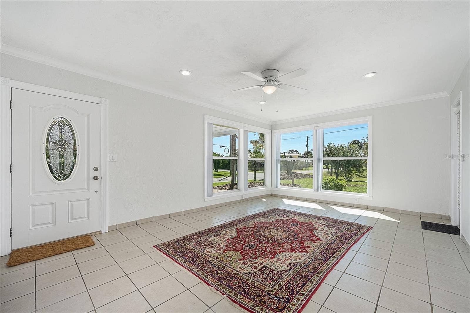 2001 N OLEANDER AVENUE, Daytona Beach, FL 32118 2001 N OLEANDER AVENUE, Daytona Beach, FL 32118
