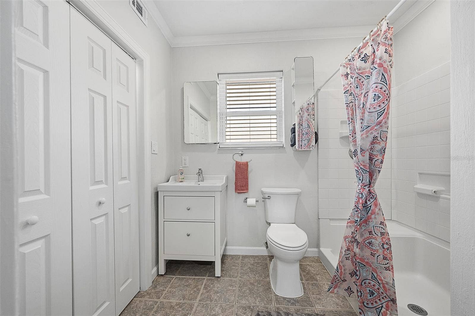 2001 N OLEANDER AVENUE, Daytona Beach, FL 32118 2001 N OLEANDER AVENUE, Daytona Beach, FL 32118