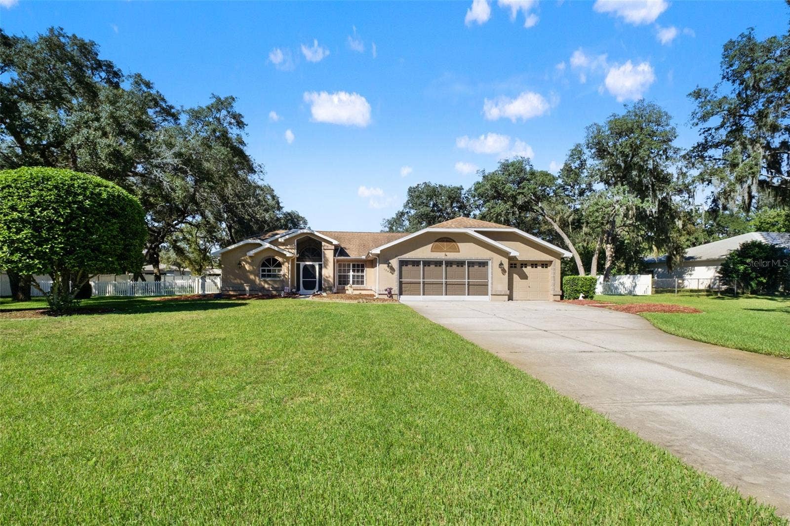 12843 OAK NUT STREET, Hudson, FL 34667
