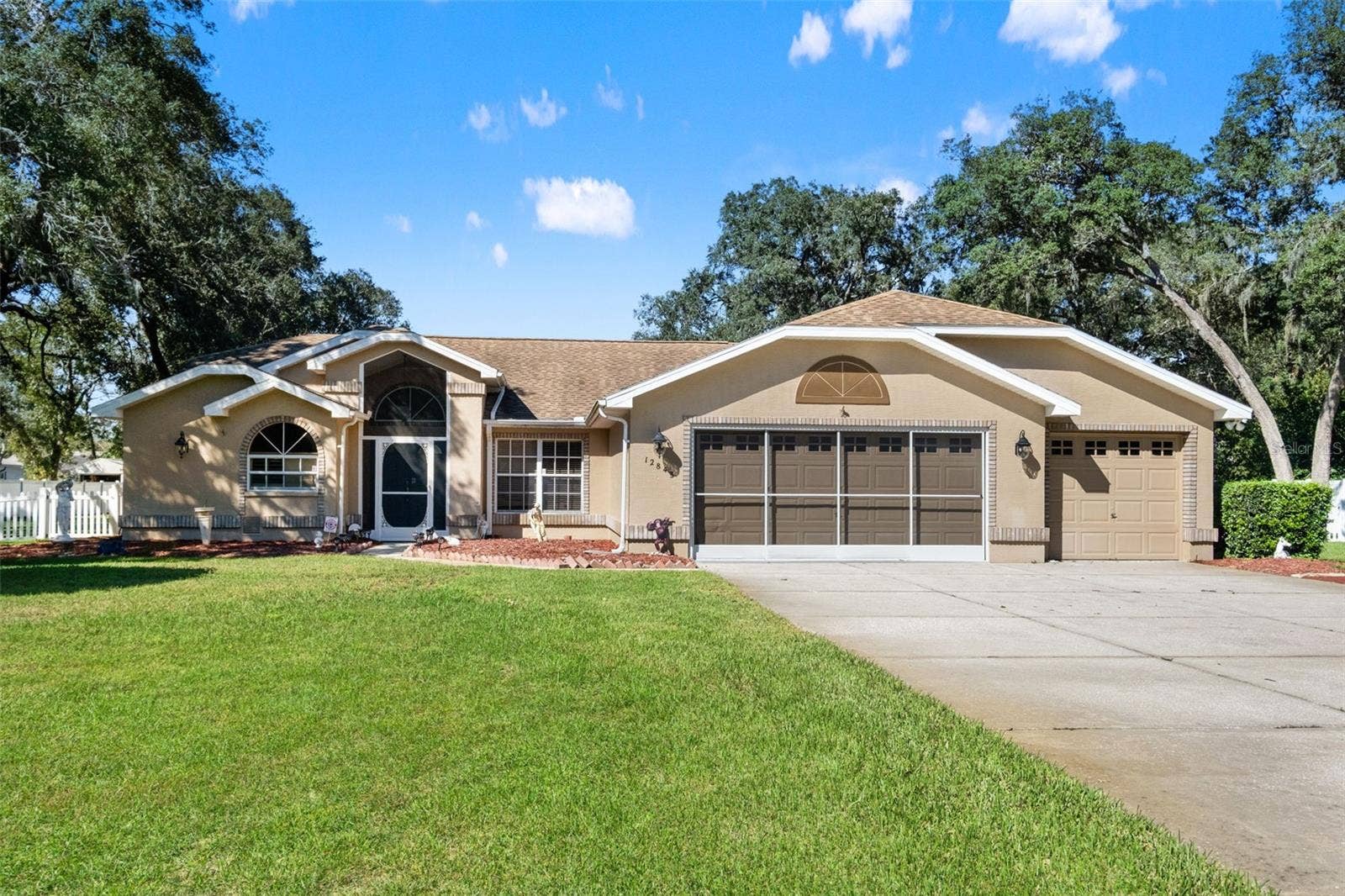 12843 OAK NUT STREET, Hudson, FL 34667
