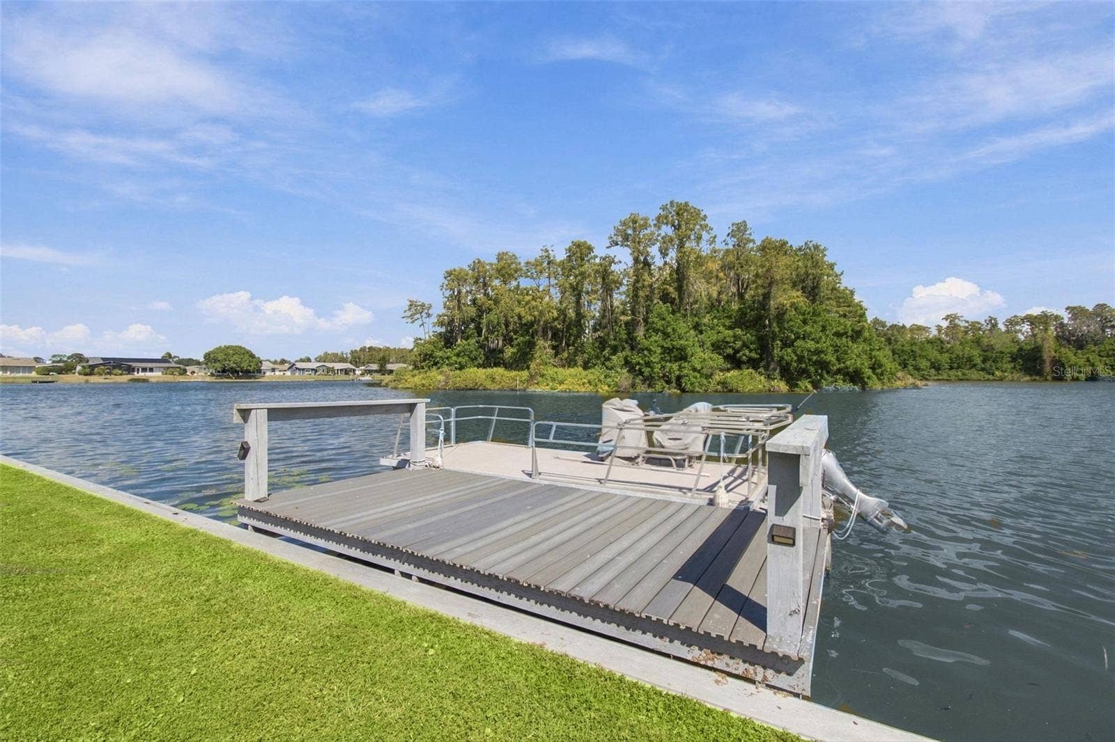 1615 BUNKER HILL DRIVE, Sun City Center, FL 33573 PERGO DOCK