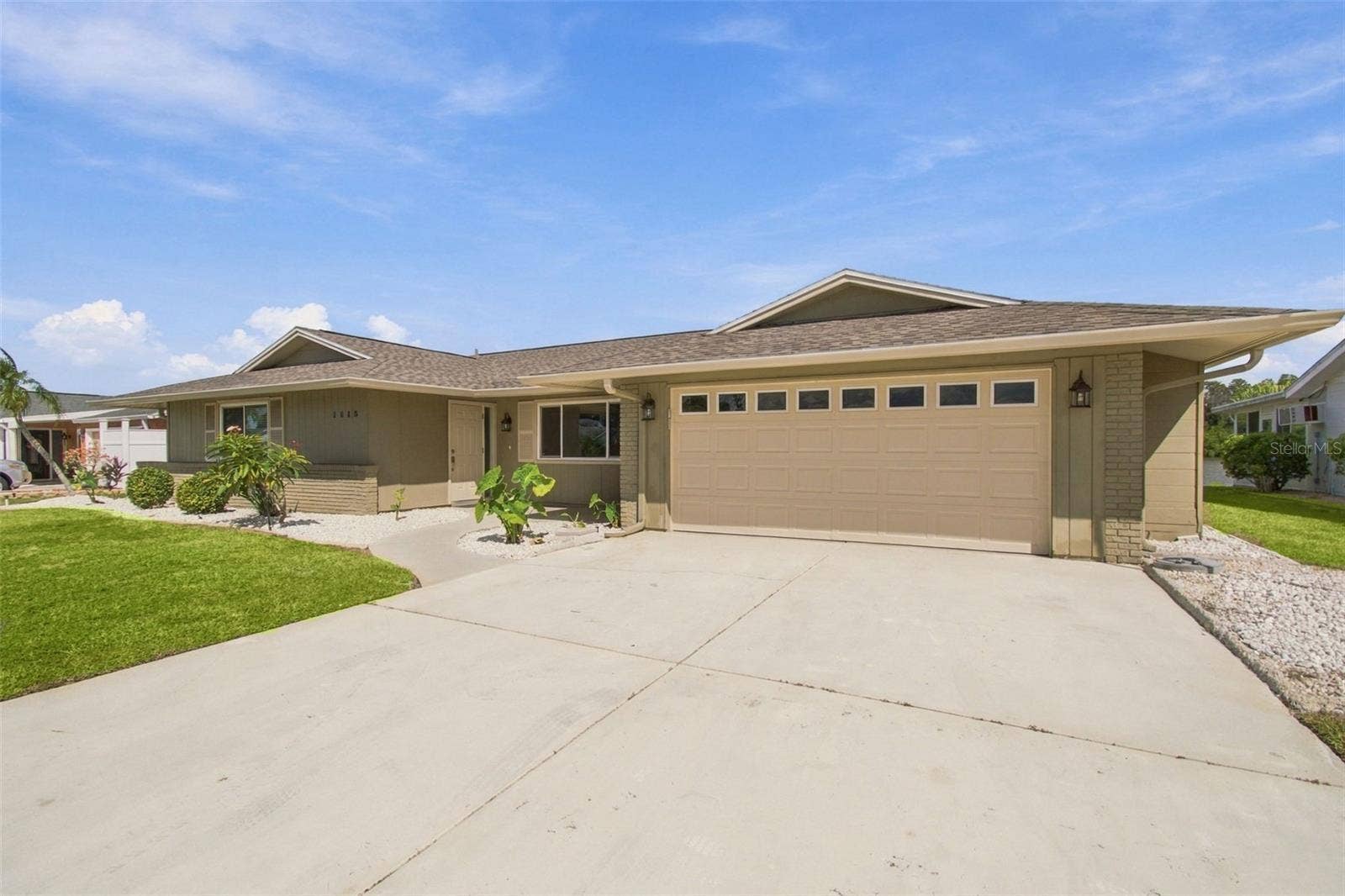 1615 BUNKER HILL DRIVE, Sun City Center, FL 33573 1615 BUNKER HILL DRIVE, Sun City Center, FL 33573
