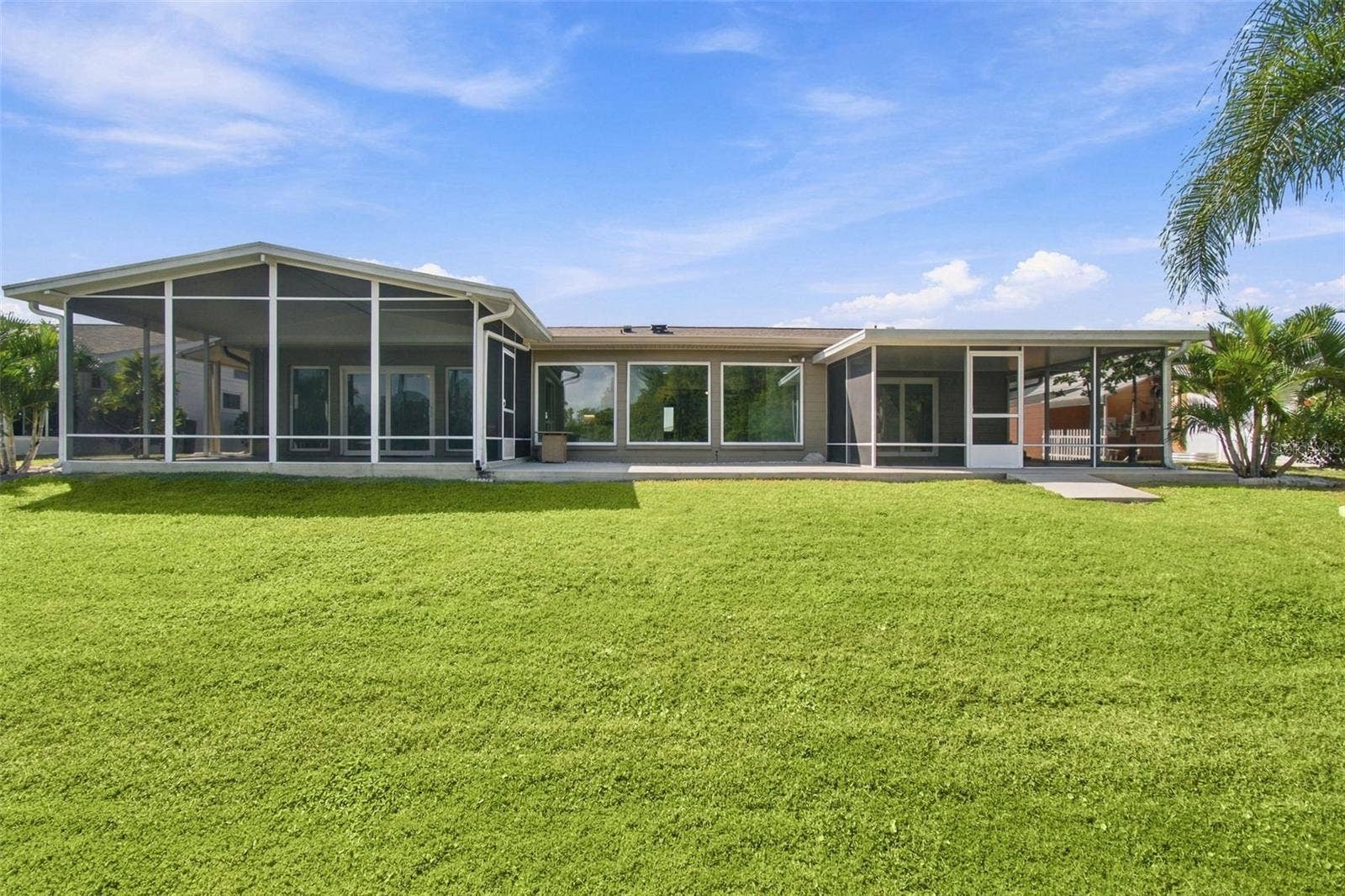 1615 BUNKER HILL DRIVE, Sun City Center, FL 33573 Back