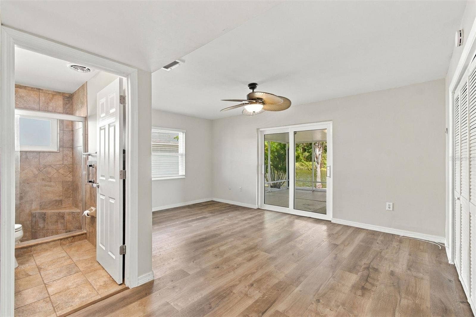 1615 BUNKER HILL DRIVE, Sun City Center, FL 33573 Primary BR and bath