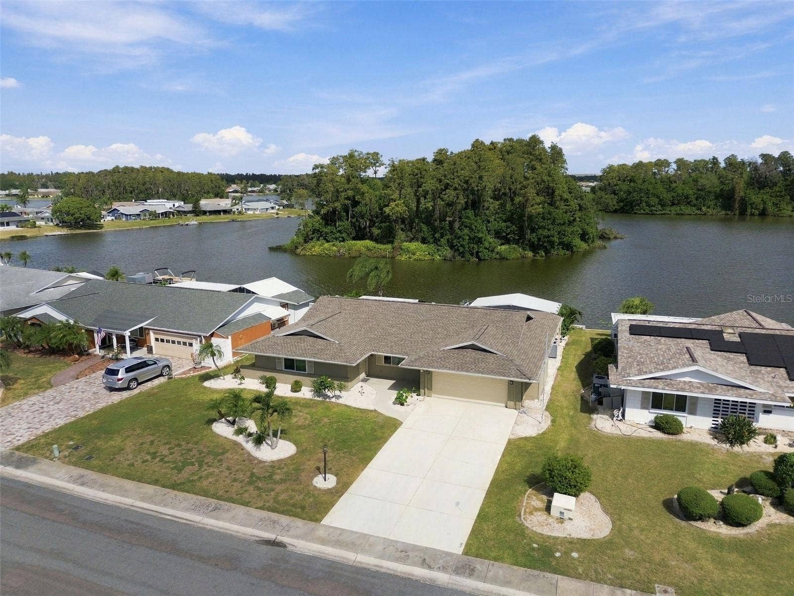 1615 BUNKER HILL DRIVE, Sun City Center, FL 33573 1615 BUNKER HILL DRIVE, Sun City Center, FL 33573