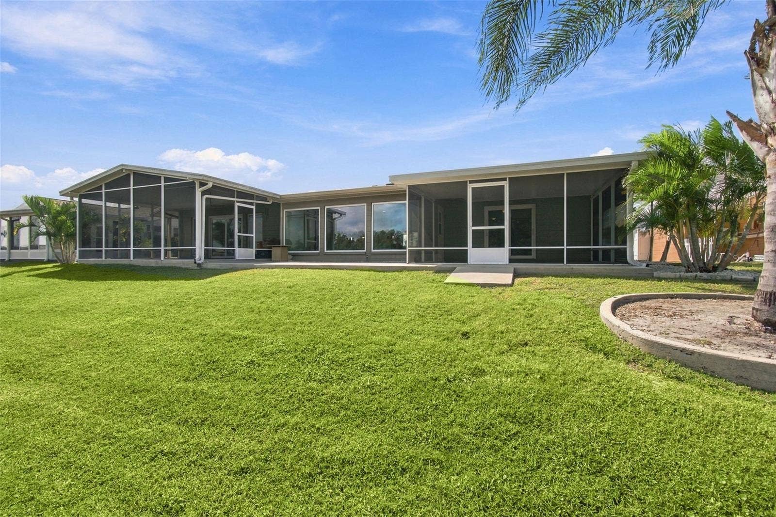1615 BUNKER HILL DRIVE, Sun City Center, FL 33573 1615 BUNKER HILL DRIVE, Sun City Center, FL 33573