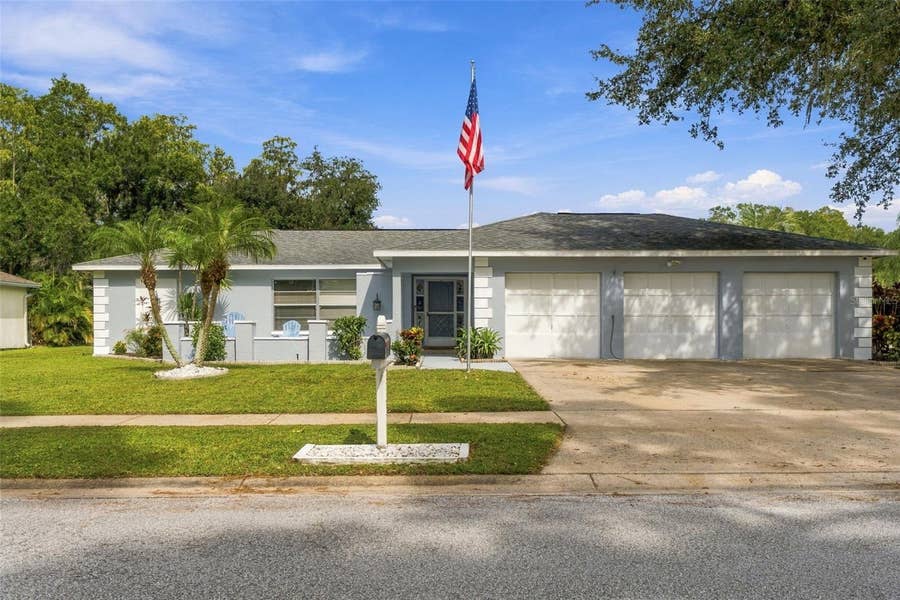 Property photo for 3300 PLAYER DRIVE, New Port Richey, FL