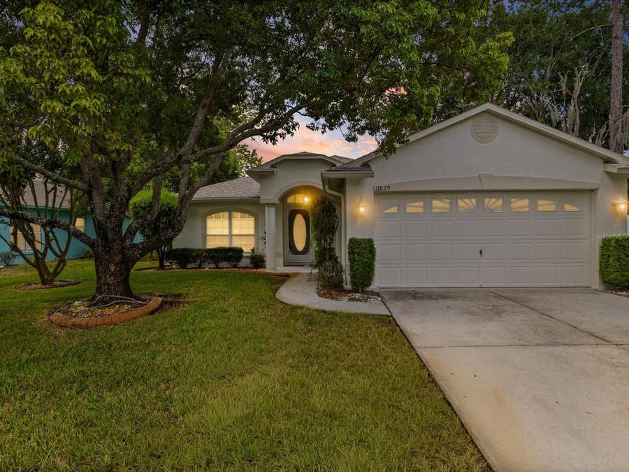 Property photo for 11829 IVYWOOD PLACE, New Port Richey, FL