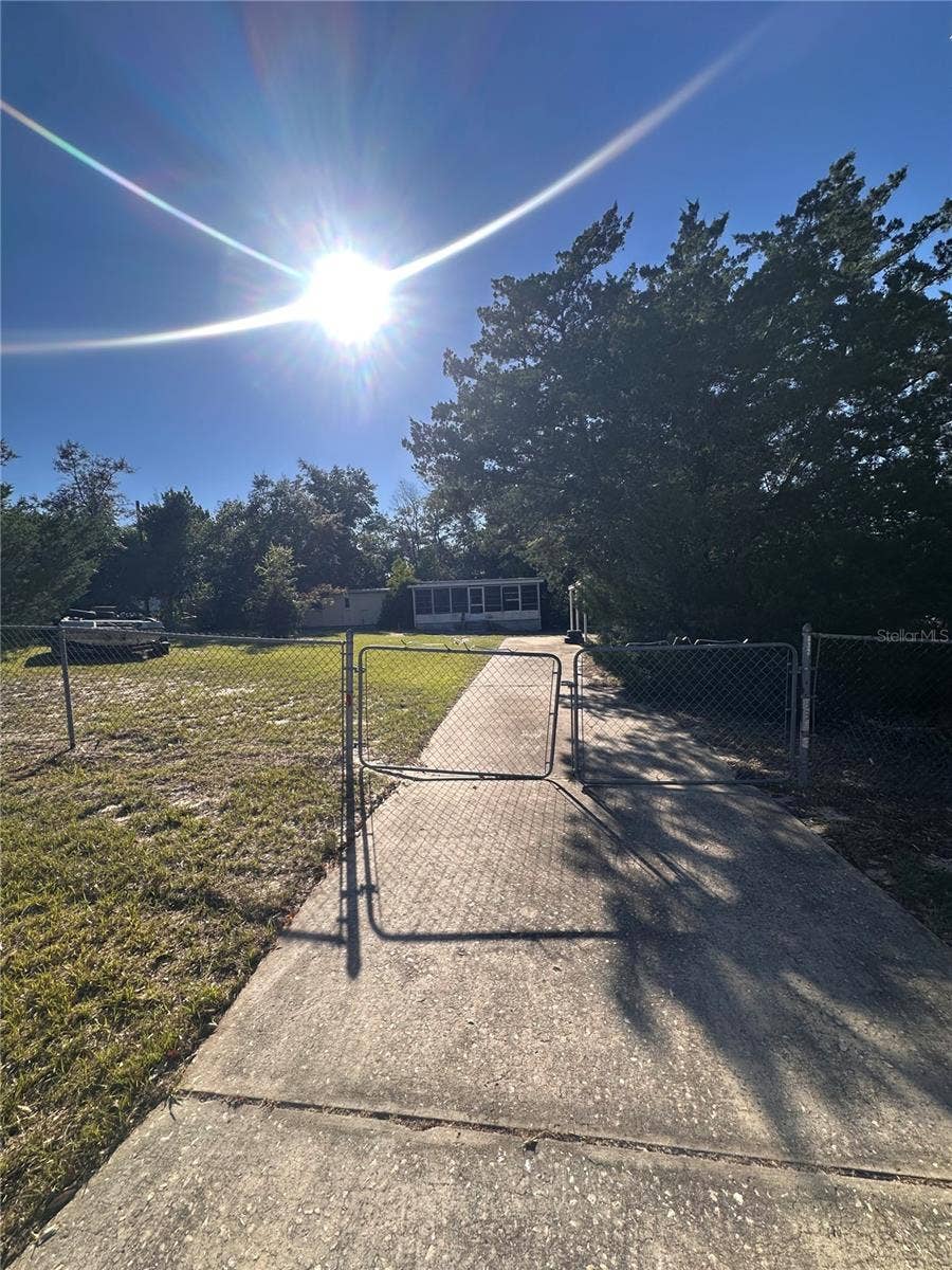 8323 EVERGREEN, Brooksville, FL 34613 8323 EVERGREEN, Brooksville, FL 34613