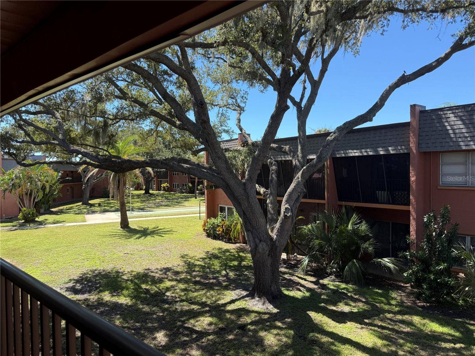 4805 ALT 19, #422, Palm Harbor, FL 34683