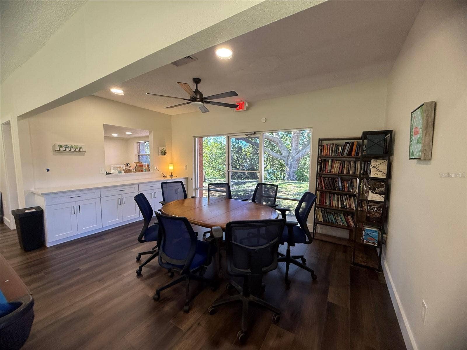 4805 ALT 19, #422, Palm Harbor, FL 34683