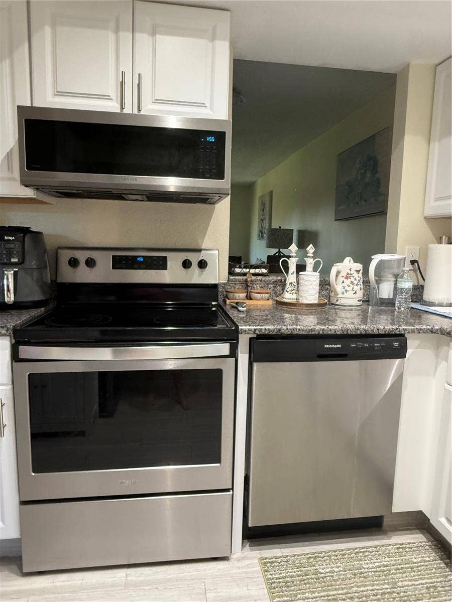 4805 ALT 19, #422, Palm Harbor, FL 34683